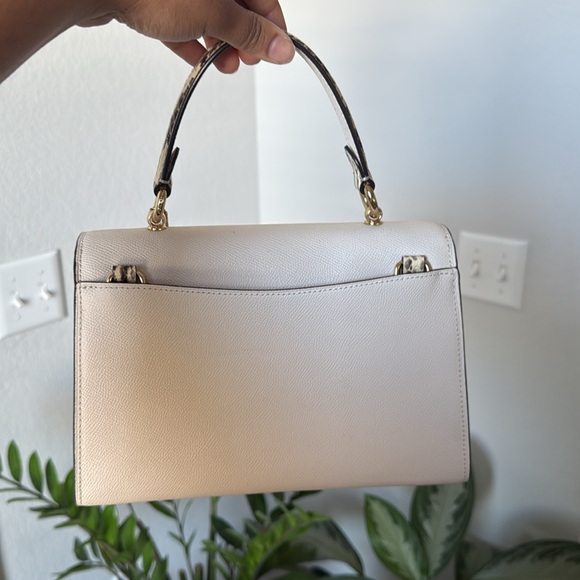 COACH PURSE - Picture 2 of 6